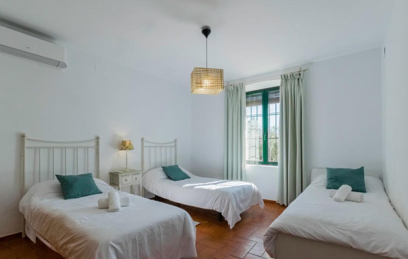 Cortijo Mazuecos By Sharingco Villa Lora del Rio Ngoại thất bức ảnh